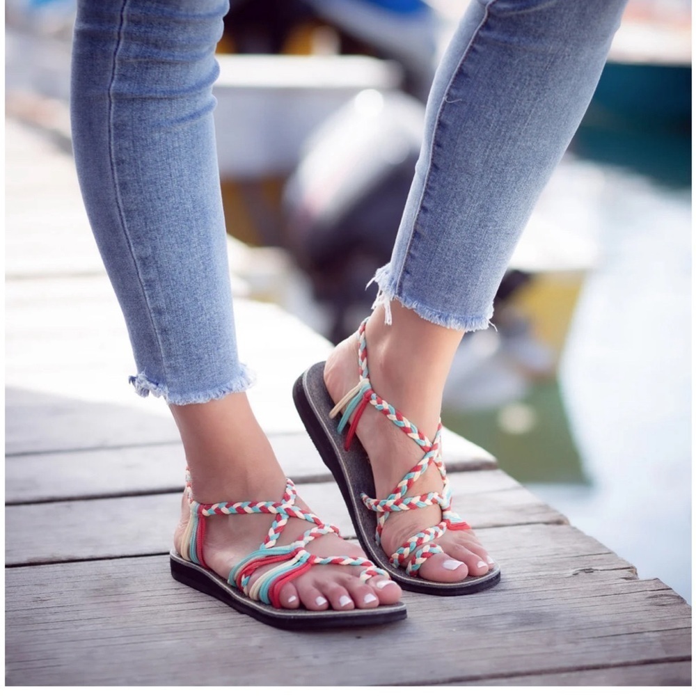 Plaka Handwoven Multicolor Braided Sandals - Picture 4 of 7